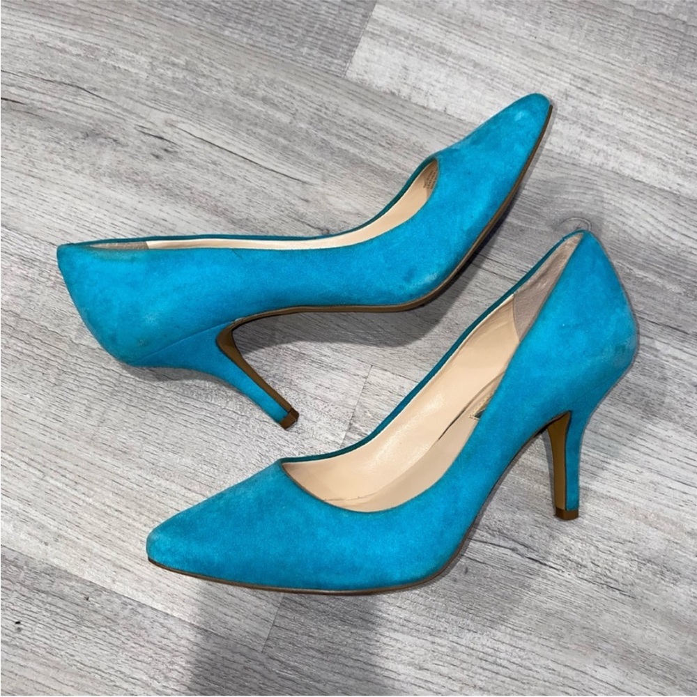 INC International Concepts Bright Aqua Suede Heel (Size 7.5)